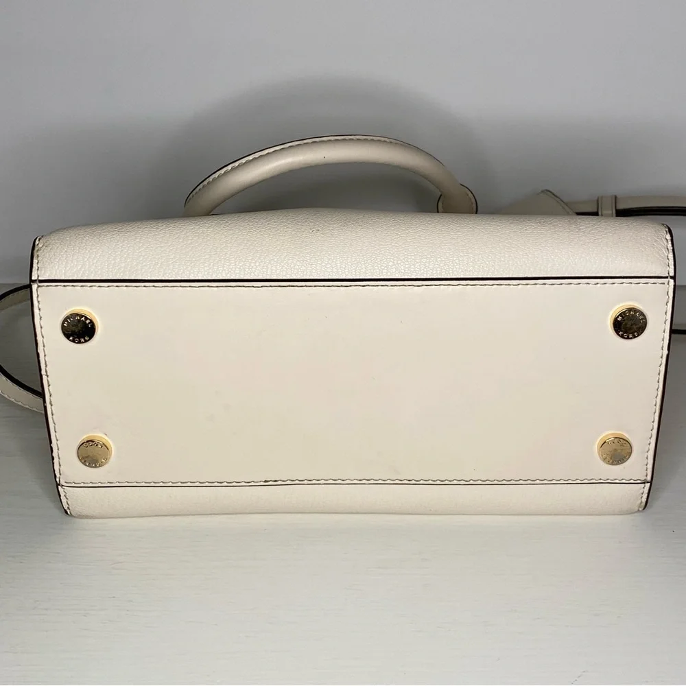 Michael Kors shoulder/ handbag - Picture 5 of 11